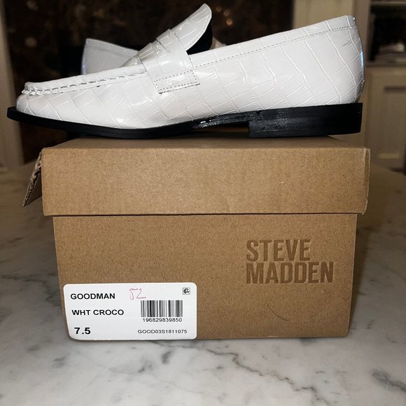 Cool & Classic! NIB STEVE MADDEN Goodman White Croco Penny Loafers Size … - Picture 2 of 10